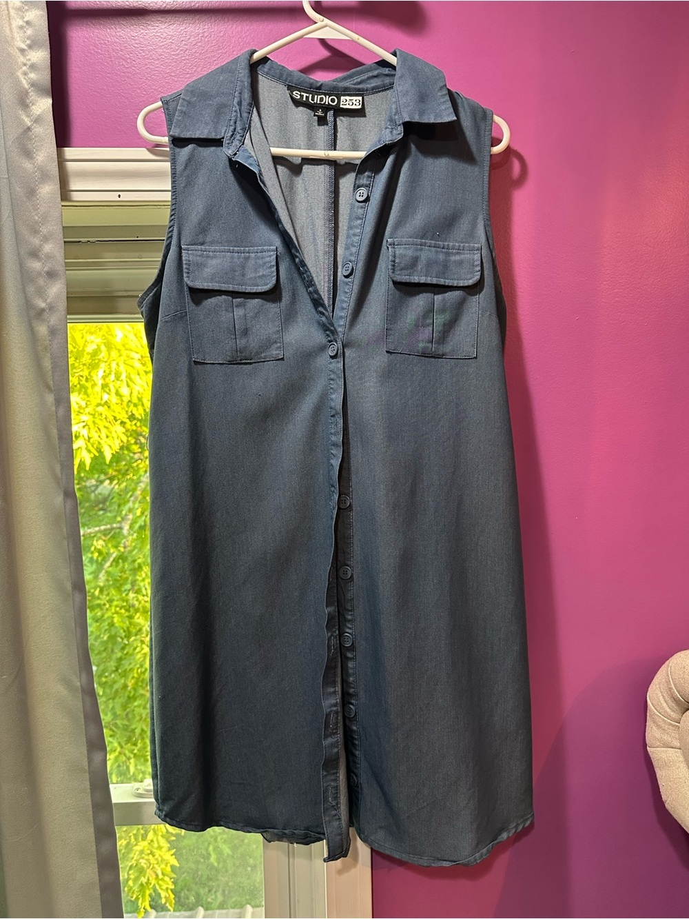 Studio Sleeveless Button-Front Denim-Effect Shirt Dress in Blue